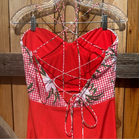 Clara Story Red Strappy Bustier Wide Leg Jumpsuit Floral Gingham Print Top Small - Picture 5 of 8